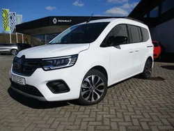Weiß Gebraucht 2023 Renault Kangoo Van / Kleinbus | 25.989 € (Fairer Preis)