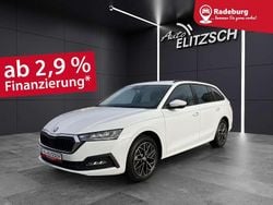 Moonweiss metallic met. Gebraucht 2024 Skoda Octavia Ambition Kombi | 27.370 € (Superpreis)