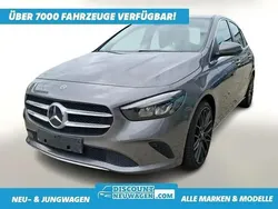 Mountaingrau metallic Gebraucht 2019 Mercedes B250 Edition 1 Van / Kleinbus | 27.457 € (Teuer)