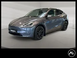 Midnight silver metallic Gebraucht 2022 Tesla Model Y Long Range SUV | 35.690 € (Fairer Preis)