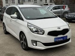 Weiß Gebraucht 2014 Kia Carens Spirit Van / Kleinbus | 8.600 € (Fairer Preis)