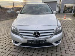 Polarsilber metalliclack Gebraucht 2014 Mercedes B180 Van / Kleinbus | 9.100 € (Fairer Preis)