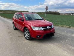 Rot Gebraucht 2015 Fiat Freemont Black Code SUV | 8.500 € (Guter Preis)