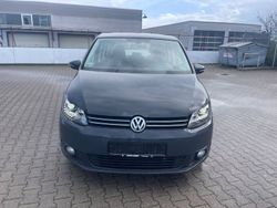 Grau Gebraucht 2015 VW Touran Trendline Van / Kleinbus | 9.999 € (Superpreis)