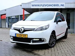 Weiß Gebraucht 2014 Renault Scénic III Bose Edition Van / Kleinbus | 4.350 € (Guter Preis)