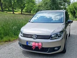 Beige Gebraucht 2013 VW Touran Match Van / Kleinbus | 10.750 € (Guter Preis)