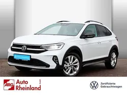 Weiss Gebraucht 2023 VW Taigo Move SUV | 21.441 € (Guter Preis)
