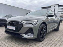 Chronosgrau metallic Gebraucht 2022 Audi e-tron Black Edition SUV | 39.950 € (Guter Preis)