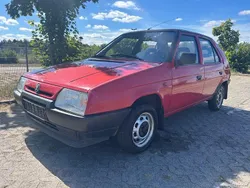 Rot Gebraucht 1994 Skoda Favorit Limousine | 3.999 €