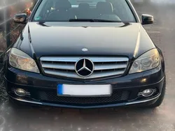 Blau Gebraucht 2010 Mercedes C220 Kombi | 3.800 €