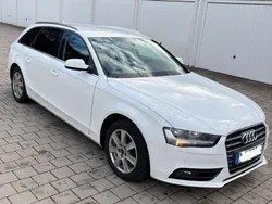 Weiß Gebraucht 2012 Audi A4 Ambiente Kombi | 9.750 € (Fairer Preis)