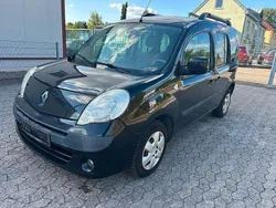 Schwarz Gebraucht 2009 Renault Kangoo Privilege Van / Kleinbus | 3.890 € (Fairer Preis)