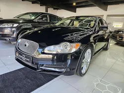Schwarz Gebraucht 2010 Jaguar XF Premium Luxury Limousine | 10.999 € (Etwas zu teuer)