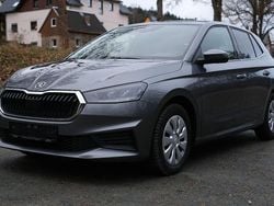 Grau Gebraucht 2021 Skoda Fabia Ambition Limousine | 11.980 € (Guter Preis)