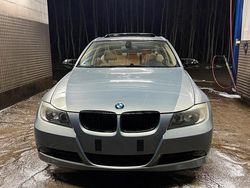 Grau Gebraucht 2008 BMW 325 Limousine | 4.399 € (Superpreis)