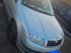 Silber Gebraucht 2006 Skoda Fabia Elegance Limousine | 1.650 € (Guter Preis)