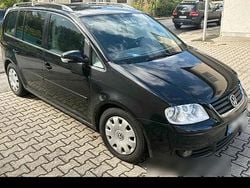 Schwarz Gebraucht 2004 VW Touran Van / Kleinbus | 3.400 € (Fairer Preis)