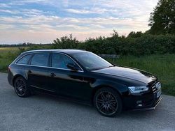 Schwarz Gebraucht 2013 Audi A4 Kombi | 8.800 € (Fairer Preis)