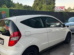 Weiß Gebraucht 2007 Mercedes A170 Avantgarde Limousine | 1.500 € (Guter Preis)