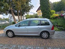 Silber Gebraucht 2004 Peugeot 307 Kombi | 6.190 €