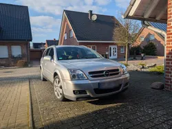 Silber Gebraucht 2005 Opel Vectra Kombi | 2.450 € (Etwas zu teuer)