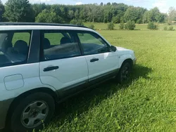 Weiß Gebraucht 2005 Subaru Forester SUV | 3.000 € (Fairer Preis)