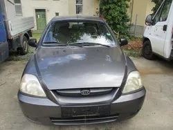 Gebraucht 2005 Kia Rio Limousine | 800 € (Fairer Preis)
