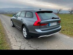 Grau Gebraucht 2019 Volvo V90 CC Kombi | 23.500 € (Superpreis)
