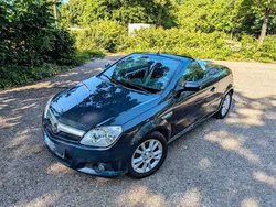 Blau Gebraucht 2007 Opel Tigra Cabrio | 2.550 € (Fairer Preis)