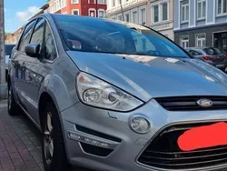 Silber Gebraucht 2013 Ford S-MAX S Van / Kleinbus | 5.700 € (Fairer Preis)
