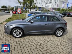Grau Gebraucht 2013 Audi A3 Attraction Limousine | 9.499 € (Fairer Preis)