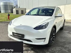 Weiß Gebraucht 2022 Tesla Model Y SUV | 34.500 € (Guter Preis)
