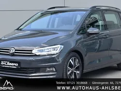 Uranograu Gebraucht 2024 VW Touran Comfortline Van / Kleinbus | 36.500 € (Teuer)