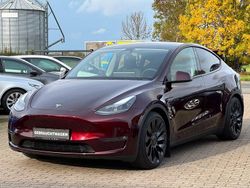 Rot Gebraucht 2023 Tesla Model Y Performance SUV | 41.900 € (Fairer Preis)