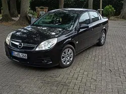 Schwarz Gebraucht 2006 Opel Vectra Limousine | 3.111 € (Fairer Preis)