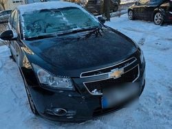 Schwarz Gebraucht 2012 Chevrolet Cruze Limousine | 2.500 € (Superpreis)