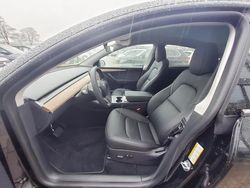 Solid black Gebraucht 2022 Tesla Model Y RWD SUV | 34.955 € (Fairer Preis)