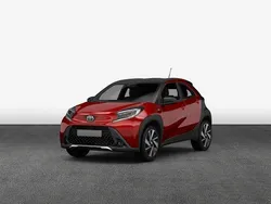 Rot Neu 2025 Toyota Aygo Play Kleinwagen | 23.905 €