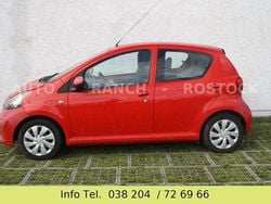 Rot Gebraucht 2007 Toyota Aygo Cool Kleinwagen | 1.200 € (Guter Preis)