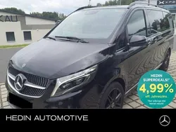Schwarz Gebraucht 2021 Mercedes V220 Avantgarde Edition Van / Kleinbus | 53.380 € (Teuer)