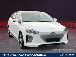 Weiß Gebraucht 2019 Hyundai Ioniq Trend Limousine | 13.990 € (Guter Preis)