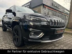 Schwarz Gebraucht 2021 Jeep Cherokee Overland SUV | 25.990 € (Fairer Preis)