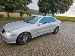 Silber Gebraucht 2004 Mercedes CLK500 Coupé | 5.700 €