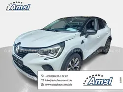Weiss qnc+schwarz gne Gebraucht 2021 Renault Captur Experience SUV | 14.990 € (Guter Preis)