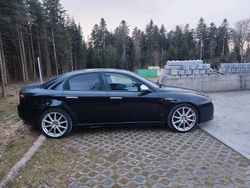 Schwarz Gebraucht 2009 Alfa Romeo 159 Ti Limousine | 5.300 € (Fairer Preis)