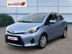 Stahlblau Gebraucht 2013 Toyota Yaris Hybrid Life Kleinwagen | 9.480 € (Fairer Preis)