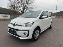 Pure white Gebraucht 2021 VW up! Basis Kleinwagen | 6.900 € (Fairer Preis)