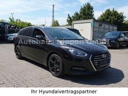 Schwarz Gebraucht 2015 Hyundai i40 Premium Kombi | 8.485 € (Guter Preis)