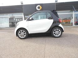 Weiß Gebraucht 2019 Smart ForTwo Cabrio Passion Cabrio | 11.500 € (Etwas zu teuer)