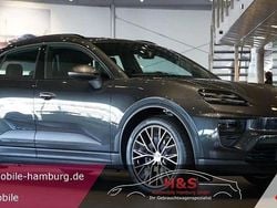 Vulkangrau Gebraucht 2025 Porsche Macan 4 Electric SUV | 87.900 € (Superpreis)